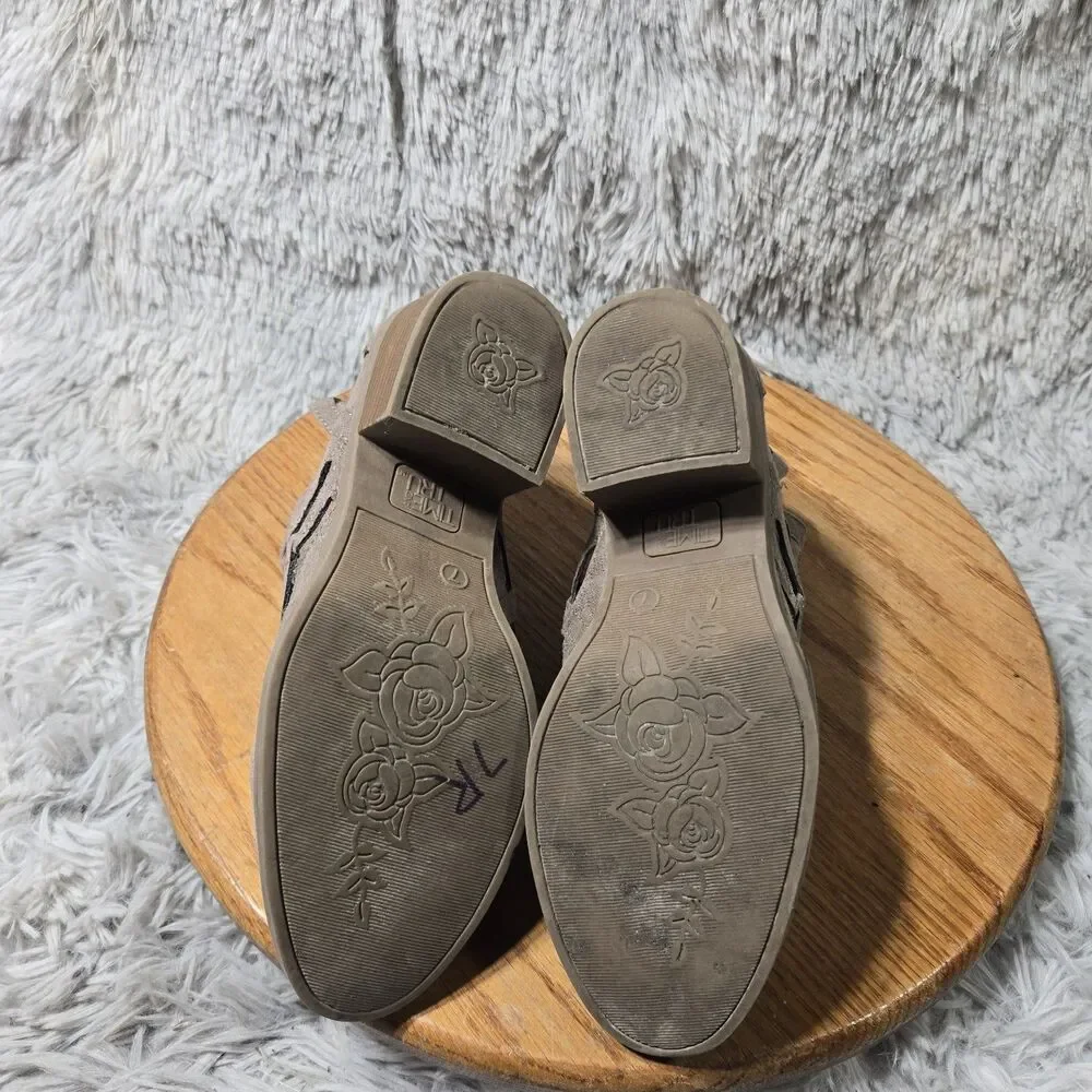 A New Day Cutout Graystone Bohemian Ankle Bootie Boots Womens 7M Retro Synthetic